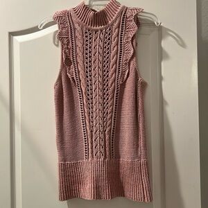 Darling summer sleeveless sweater!